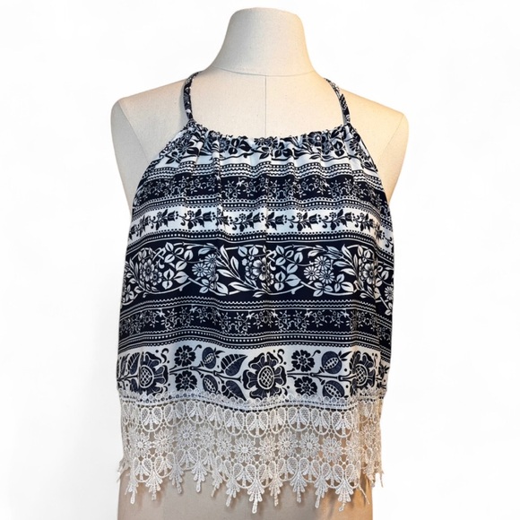LA HEARTS Navy and White Floral Halter Top with Lace Trim-size L - Picture 1 of 7